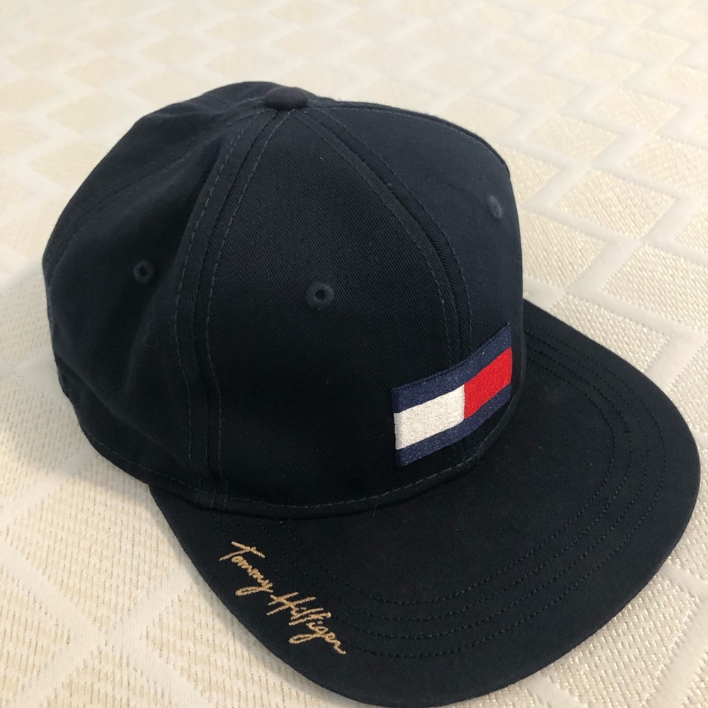 Tommy Hilfiger Snap Back Hat